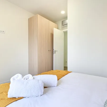 Apartment Largo Da Estacao A By Se Braga